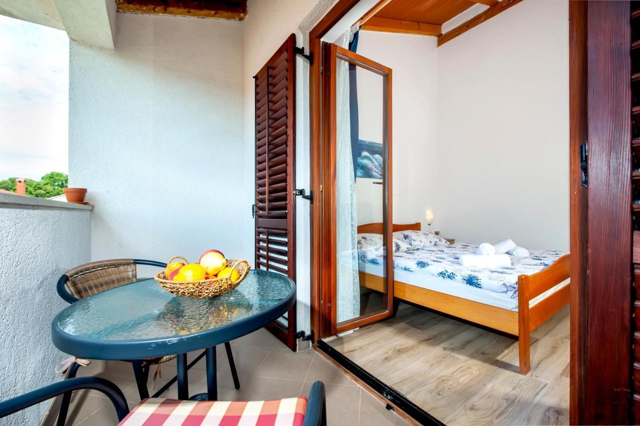רוביני Apartman Near Beach Pelagic Sea View מראה חיצוני תמונה